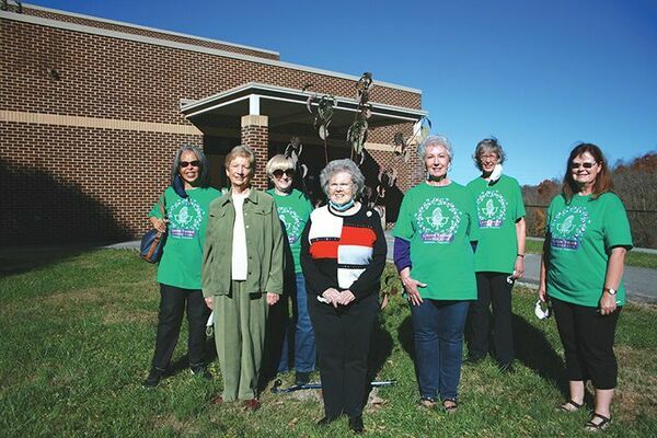 Green Thumb Garden Club members present were: June Jones, Janie Stecker, Martha Wells, Sue Wells, Akwe Stevens, Sharon Taylor, and Carol Moore.