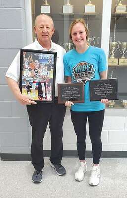 Overall winner Emmah McAmis and head girls’ basketball coach Robin Dotson. PHOTO BY KELLEY PEARSON